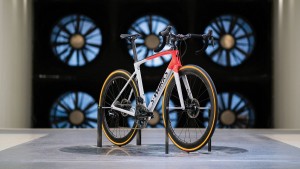 specialized-roubaix-2020