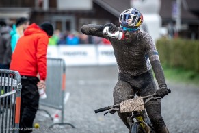 Lars Forster gana la Proffix Swiss Cup de Buchs, Nino Schurter queda 9º