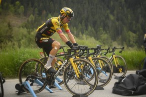 Einer Rubio gives Movistar victory in the shortened queen stage of the Giro d'Italia 2023