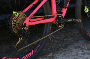 Así es la Specialized Epic S-Works de Kate Courtney