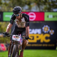 Samuel Gaze anuncia que no estará en el inicio de la Copa del Mundo 2019