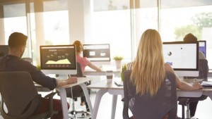 aumentan-horas-sentado-contrarestar-efecto-silla