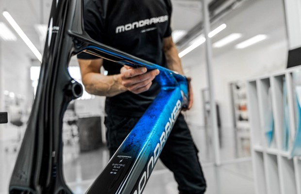 Mondraker lanza solo 50 unidades de la Crafty Carbon más especial