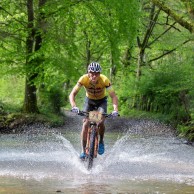 Van der Poel gana la etapa 1 de la Belgian MTB Challenge