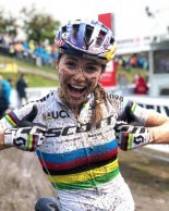 Nino Schurter y Kate Courtney ganan en la Proffix Swiss Cup