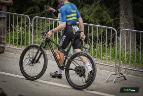This is how Jakob Söderqvist's bike was left after just a few meters of racing