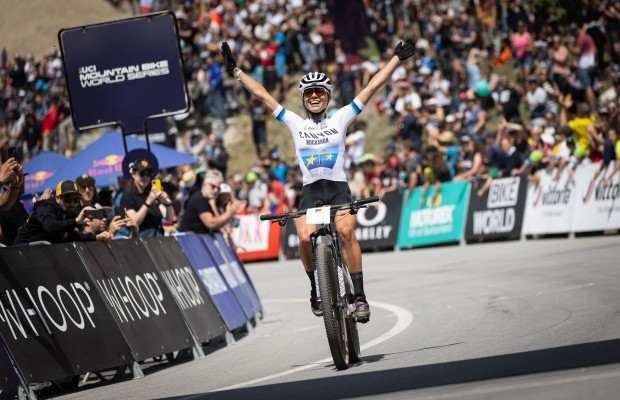 Lecomte deja plantada a Ferrand-Prevot y se lleva la victoria en la Copa del Mundo XCO de Lenzerheide