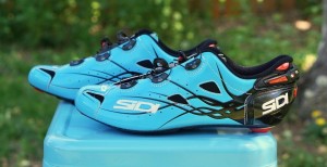 avion-f16-estrella-fabrica-sidi