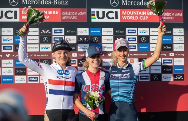 Chloe Woodruff, gana el Short Track de la Copa del Mundo de Nove Mesto 2019