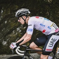 Pogacar estrena manillar, Van der Poel zapatillas y otras novedades vistas en el Tour