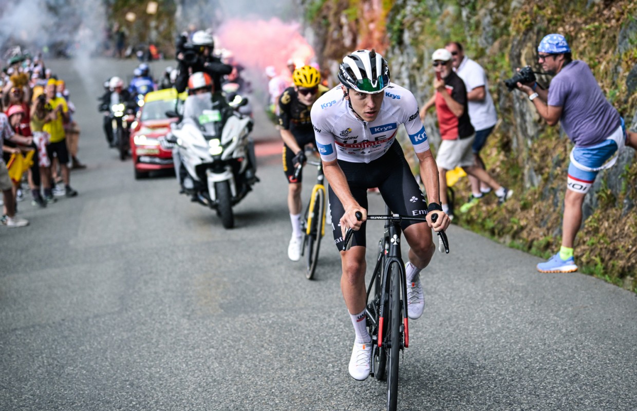 Pogacar strikes back on stage 6 of the Tour de France. Vingegaard new