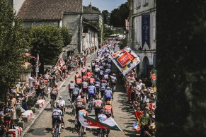 Pedersern evita otra victoria de Philipsen el día que Mark Cavendish abandona el Tour