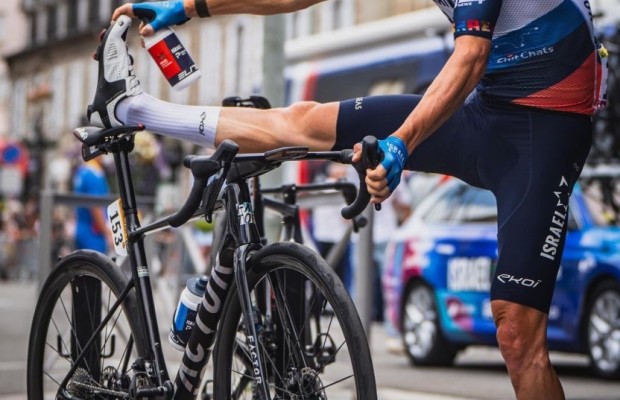 The new Factor O2 VAM is already rolling on the Tour de France