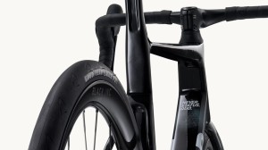 Nueva Factor O2 VAM: "la escaladora más rápida del mundo"