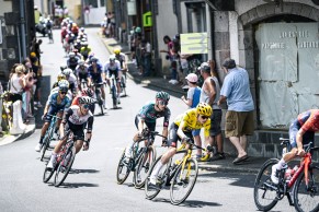 Pello Bilbao wins stage 10 of the 2023 Tour de France