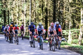 Spectacular victory of Ion Izagirre in the most disputed stage of the Tour de France