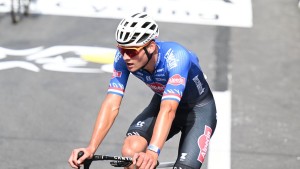 What's happening to Van der Poel at the Tour de France