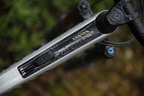 Canyon incluye un nuevo modelo con estabilizador K.I.S a su catálogo