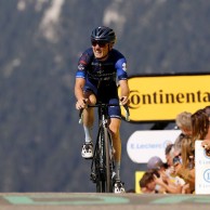 Pogacar recovers and takes the victory in the Vosges