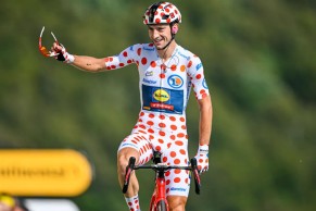 The SRAM Red AXS wins its first Tour