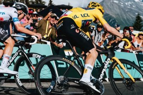 The SRAM Red AXS wins its first Tour