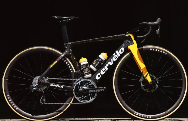 The SRAM Red AXS wins its first Tour