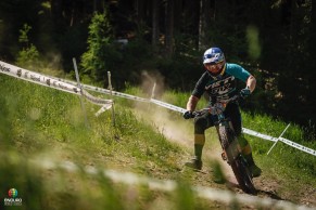 Richie Rude gana la EWS de Val Di Fassa tras cumplir su sanción por dopaje