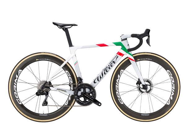 The Wilier Filante SLR arrives in an exclusive Italian finish
