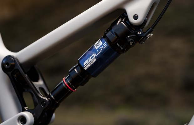 New RockShox SIDLUXE 2024 shocks with three positions