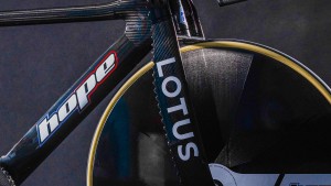 The impressive Hope debuts double 3D seatpost