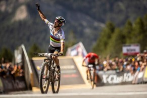Nino Schurter claims his throne by winning the Vallnord World Cup 2019