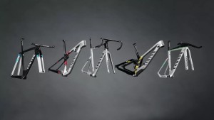 Loana Lecomte's and Mathieu van der Poel's Canyon bikes wear classic Scottish tartan for the Glasgow World Championships