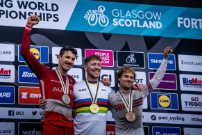 Charlie Hatton and Valentina Holl win the World Downhill Championship