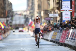 Mathieu van der Poel gana un épico Mundial de Carretera 2023