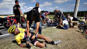 que-ocurre-cuando-hay-un-accidente-tour-de-francia