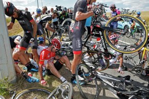 que-ocurre-cuando-hay-un-accidente-tour-de-francia