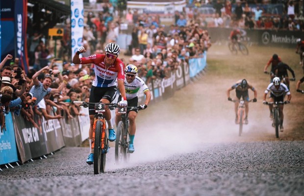 Van der Poel returns and wins the Short Track of the Les Gets World Cup