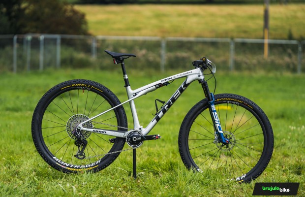 Gwendalyn Gibson's new Trek Supercaliber 2 in detail