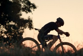 Specialized Epic, el placer del mountain bike convertido en vídeo promocional