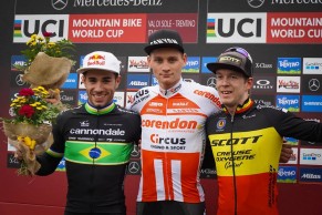 Van der Poel wins the Short Track at the Val Di Sole World Cup