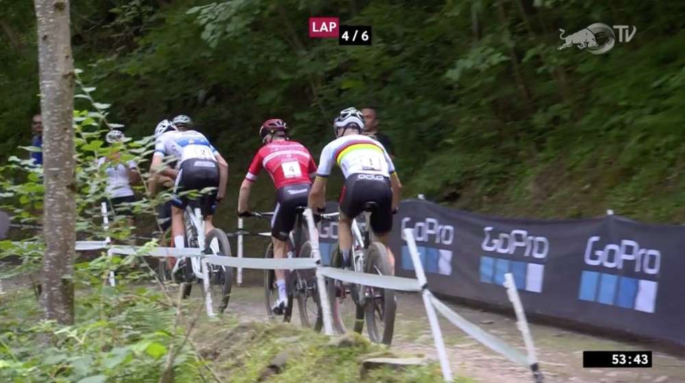 Mathieu Van der Poel wins with another fulminating attack ...