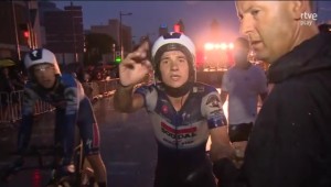 Movistar se queda a 55 centésimas del triunfo en la crono inaugural de La Vuelta 2023