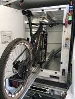 This is how the UCI performs a mechanical anti-doping control in the MTB World Cup