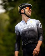 Nuevos Kit RC SCOTT-SRAM: a la venta la nueva equipación de Nino Schurter