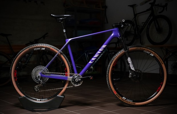 Nuevas Canyon Exceed CF SLX edición CLLCTV y MVDP