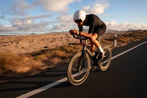 Nueva BMC Speedmachine desarrollada junto al equipo Red Bull F1: "la bicicleta de competición más rápida del mundo"