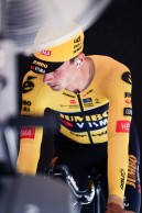 Ganna wins in La Vuelta time trial that clarifies the classification a bit