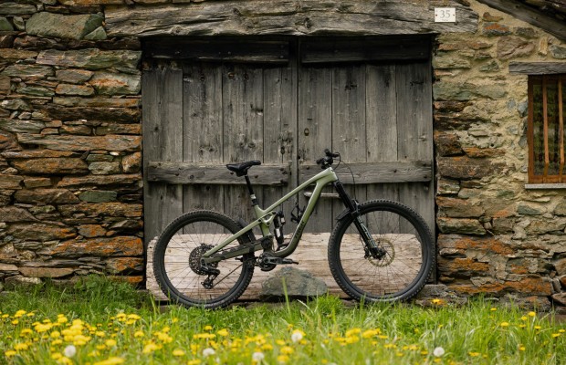 Nueva Trek Slash: pivote alto, ruedas mullet y geometría renovada