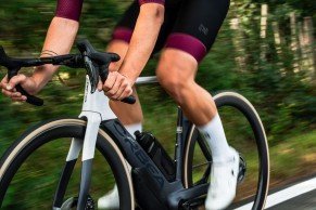 The Orbea Orca Aero 2024 debuts new colors, a higher level of customization, and Oquo wheels