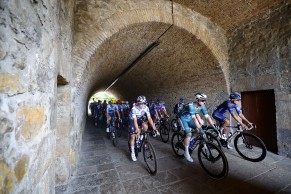 A relentless Rui Costa wins stage 15 of La Vuelta